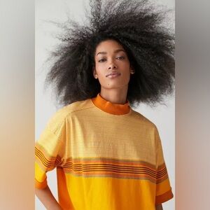 BDG Hawk mock neck tee size small